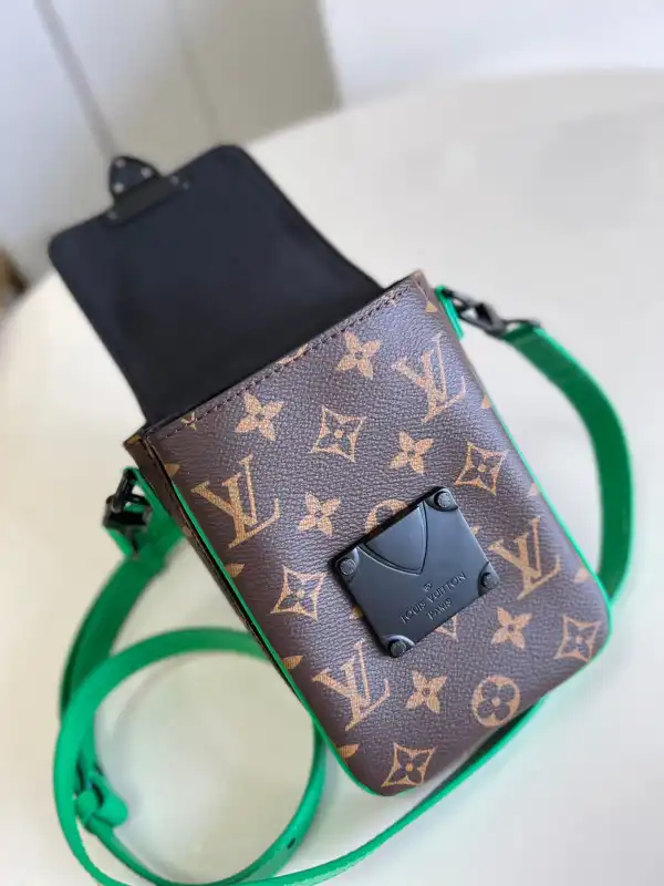 Affordable LOUIS VUITTON S-LOCK VERTICAL WEARABLE WALLET