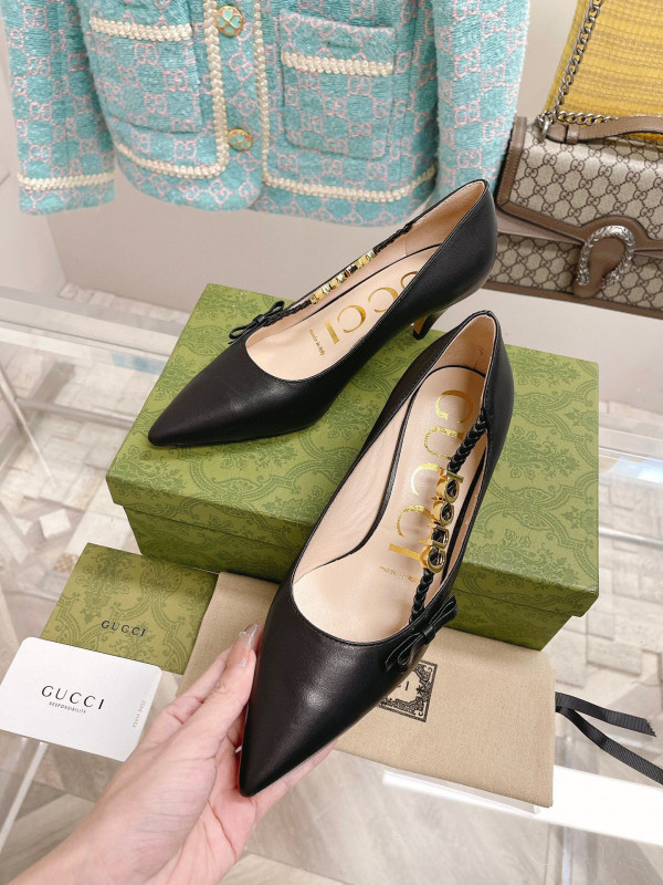 [FREE SHIPPING] GUCCI Women's pump with 'GUCCI'