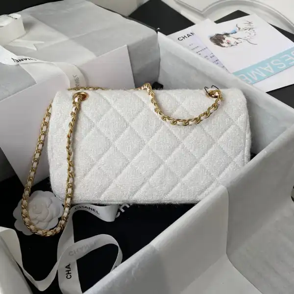 First bag ru CHANEL FLAP BAG