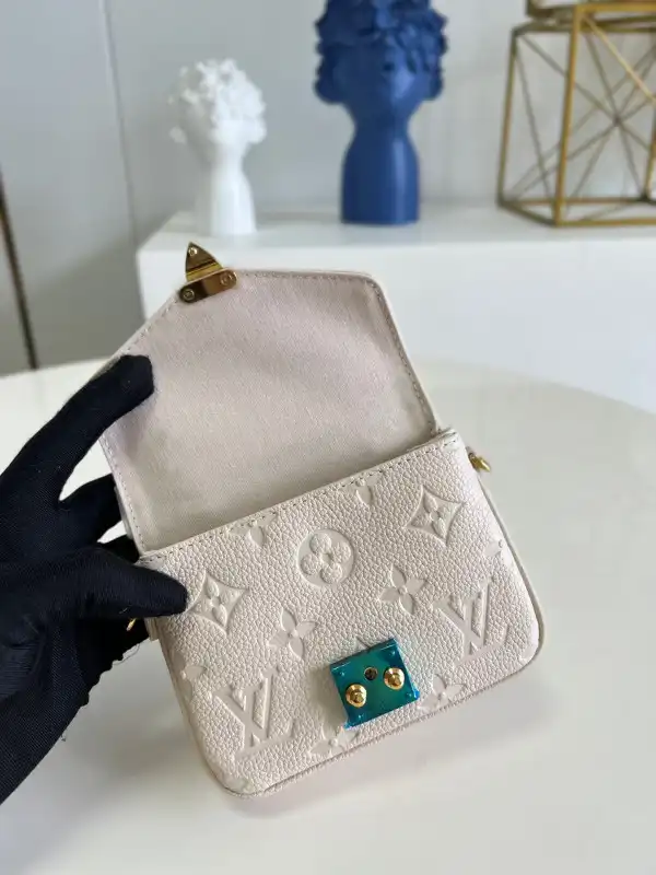 Rep Louis Vuitton MICRO METIS