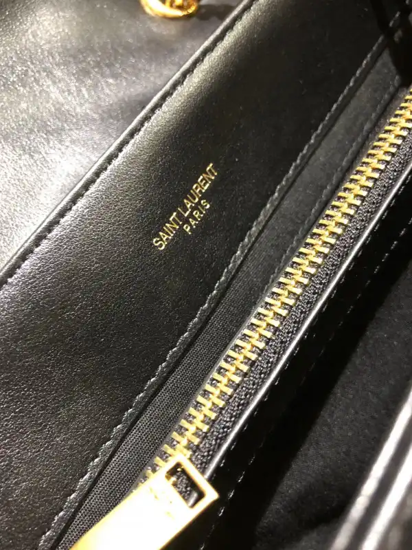 First bag ru YSL LOULOU MEDIUM