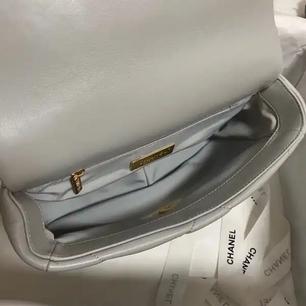 CHANEL 19 FLAP BAG