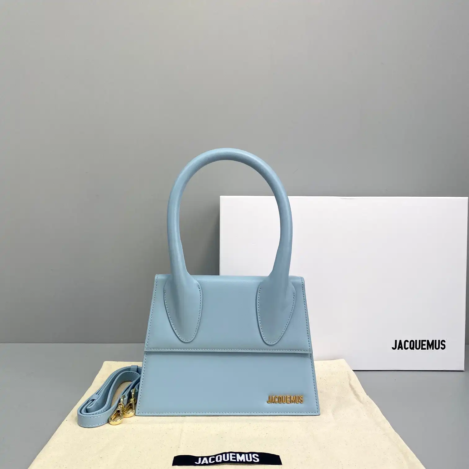 First bag ru JACQUEMUS Le Chiquito Noeud