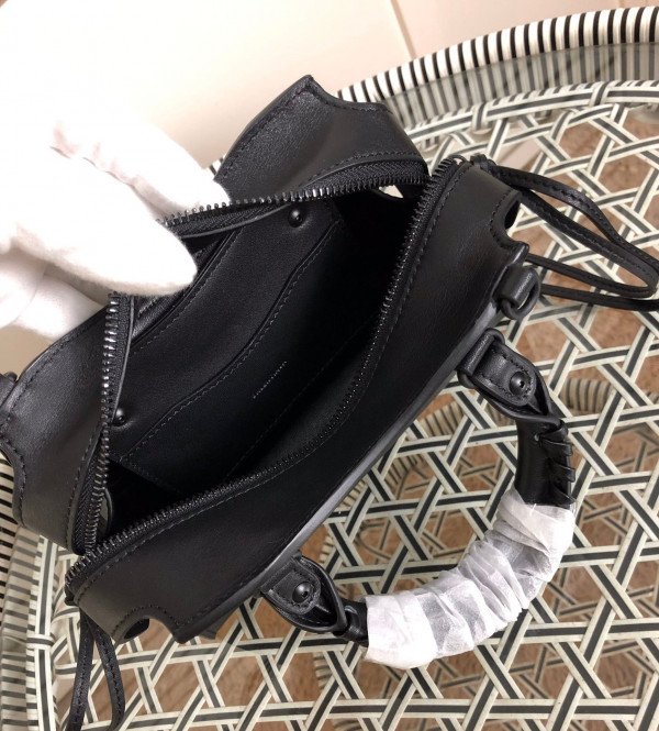 HOT SALE BALENCIAGA NEO CLASSIC MINI TOP HANDLE BAG