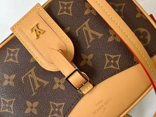 LOUIS VUITTON DEAUVILLE MINI