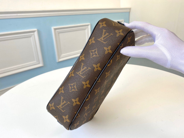 HOT SALE LOUIS VUITTON TOILETRY POUCH GM