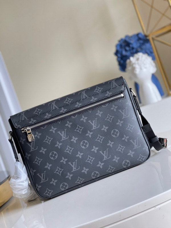 [FREE SHIPPING] LOUIS VUITTON NEW MESSENGER