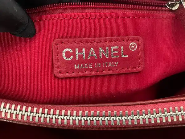 CHANEL TOTE BAG