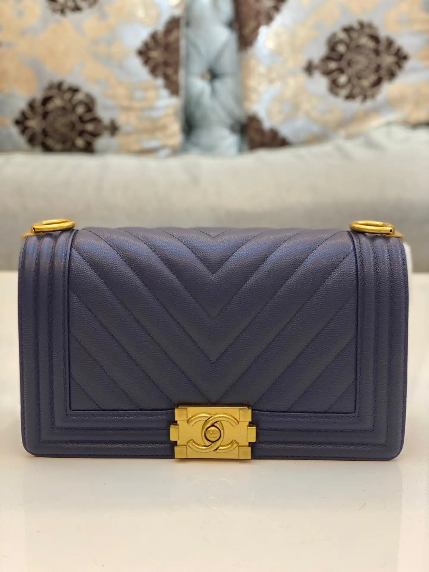 CHANEL BOY BAG 25CM