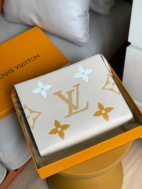 HOT SALE LOUIS VUITTON TOILETRY POUCH 26