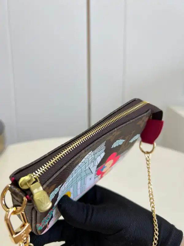 LOUIS VUITTON MINI POCHETTE ACCESSOIRES