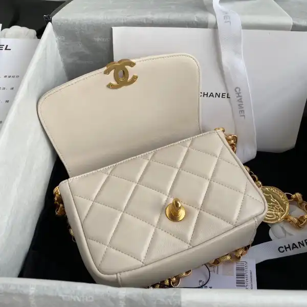 CHANEL SMALL FLAP BAG