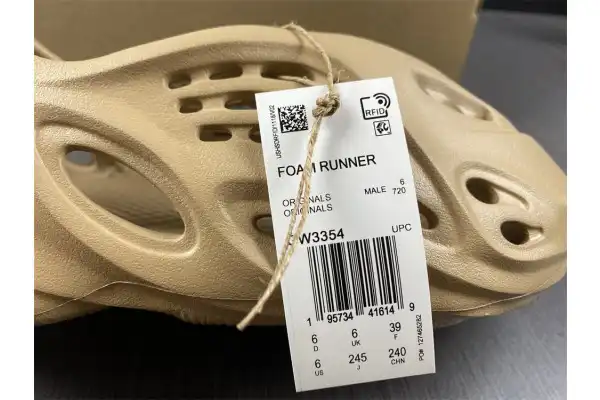 First bag ru ADIDAS YEEZY FOAM RNNR OCHRE GW3354