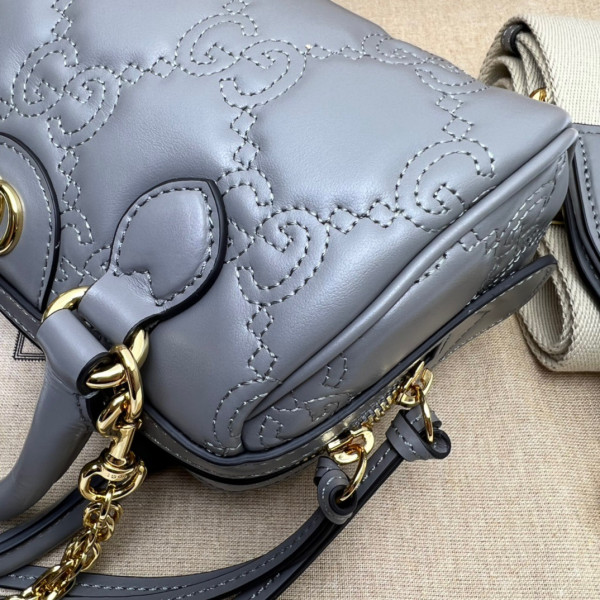 HOT SALE GUCCI GG matelassé leather top handle bag