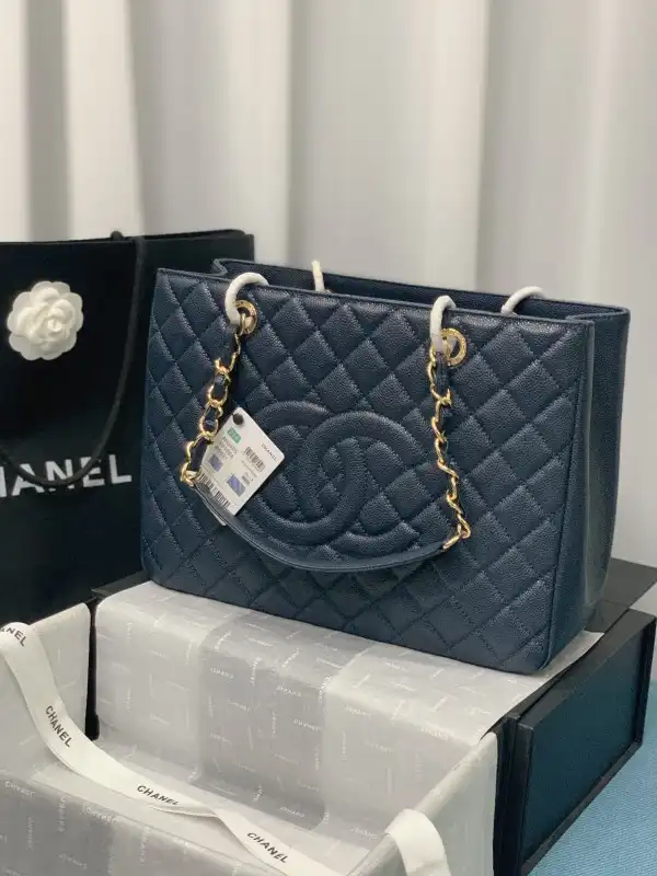 CHANEL TOTE BAG