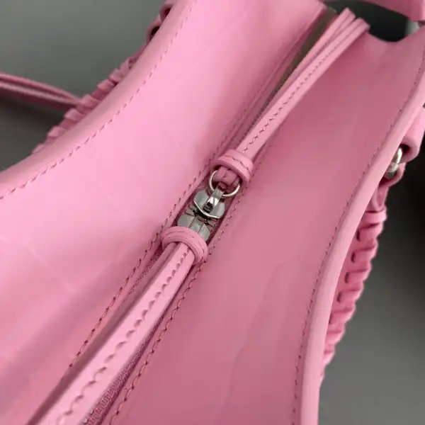 Bagsoffer BALENCIAGA NEO CLASSIC SMALL TOP HANDLE BAG