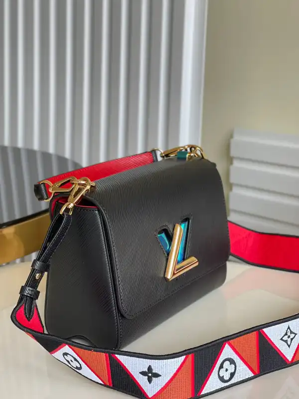 First bag ru LOUIS VUITTON TWIST MM