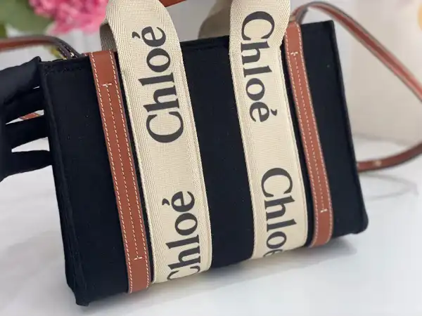 CHLOÉ small woody tote bag