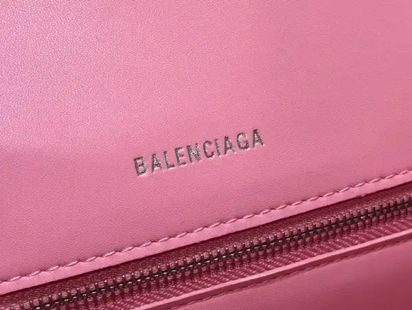 First Bag Ru BALENCIAGA HOURGLASS