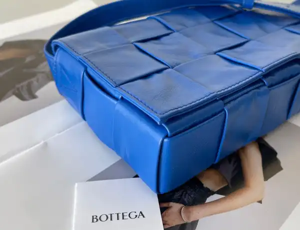 Bagsoffer BOTTEGA VENETA CASSETTE