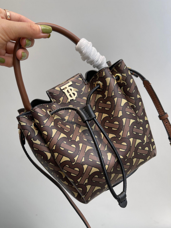 HOT SALE BURBERRY Bucket Bag