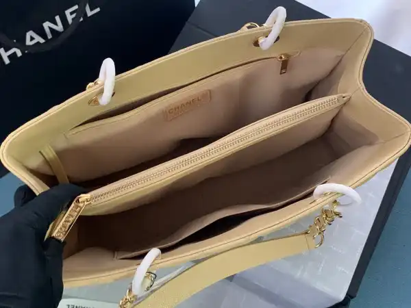 CHANEL TOTE BAG