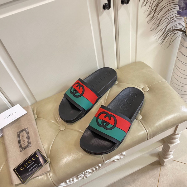 HOT SALE GUCCI Interlocking G slide sandal