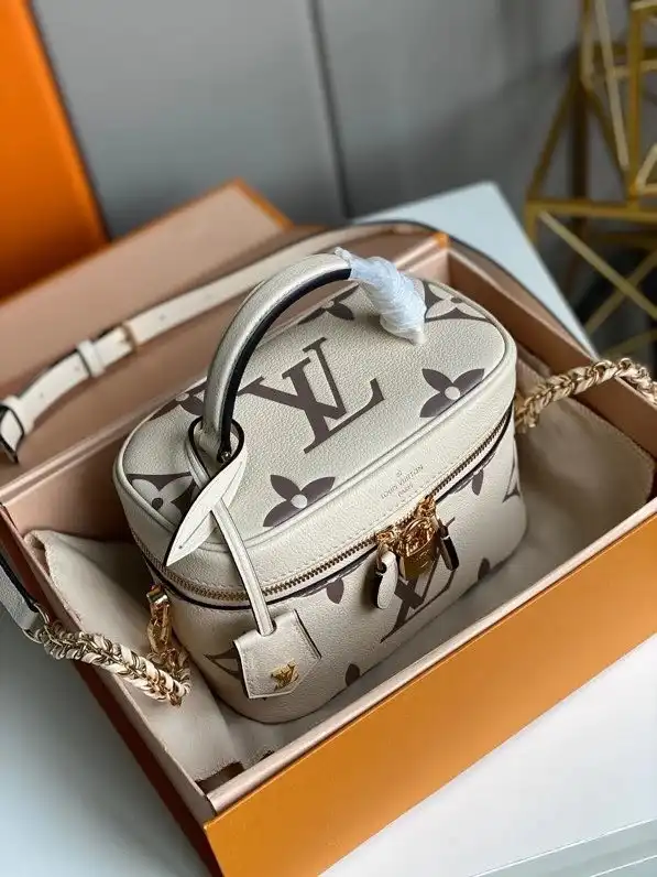 Repladies offers premium fake Louis bags at unbeatable prices. Our products are cheap because we focus on direct sales LOUIS VUITTON VANITY PM