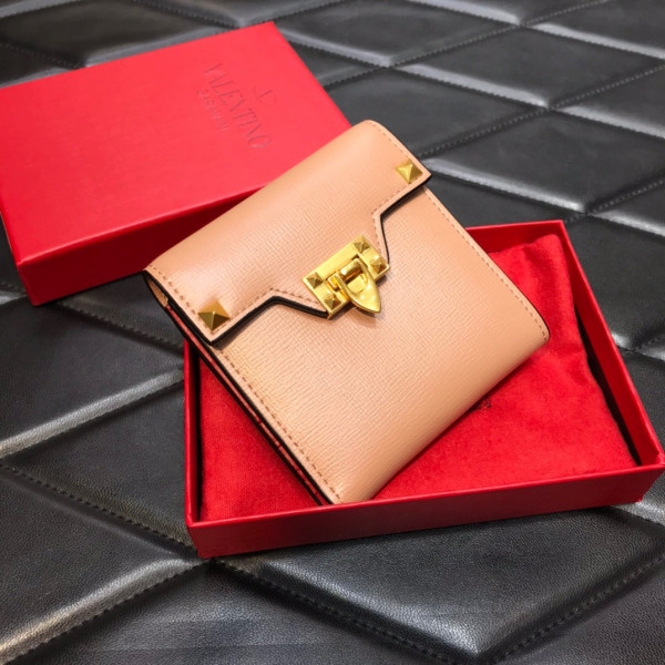 HOT SALE VALENTINO ROCKSTUD WALLET