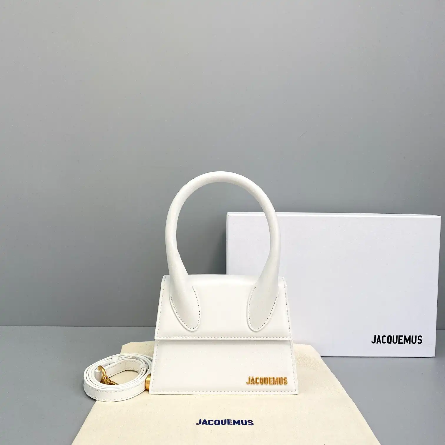 First bag ru JACQUEMUS Le Chiquito Noeud