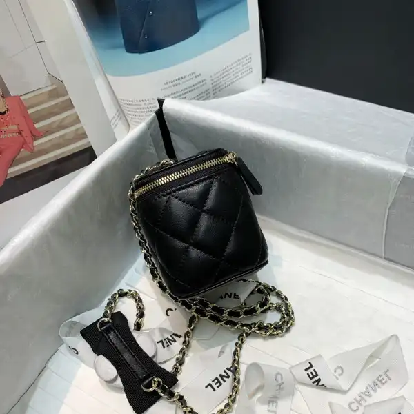 CHANEL SMALL VANITY WITH CHAIN