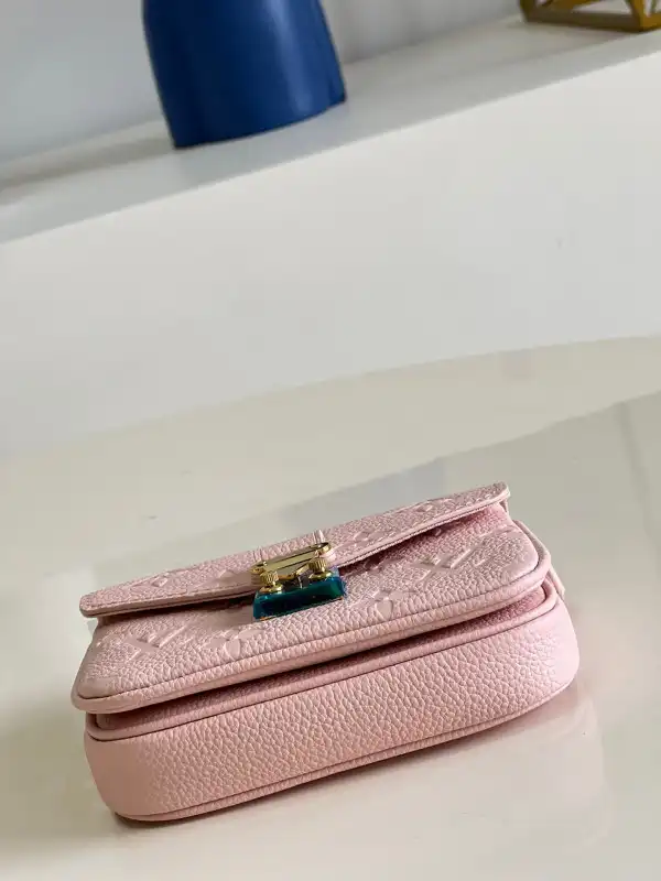 Frstbag ru Louis Vuitton MICRO METIS