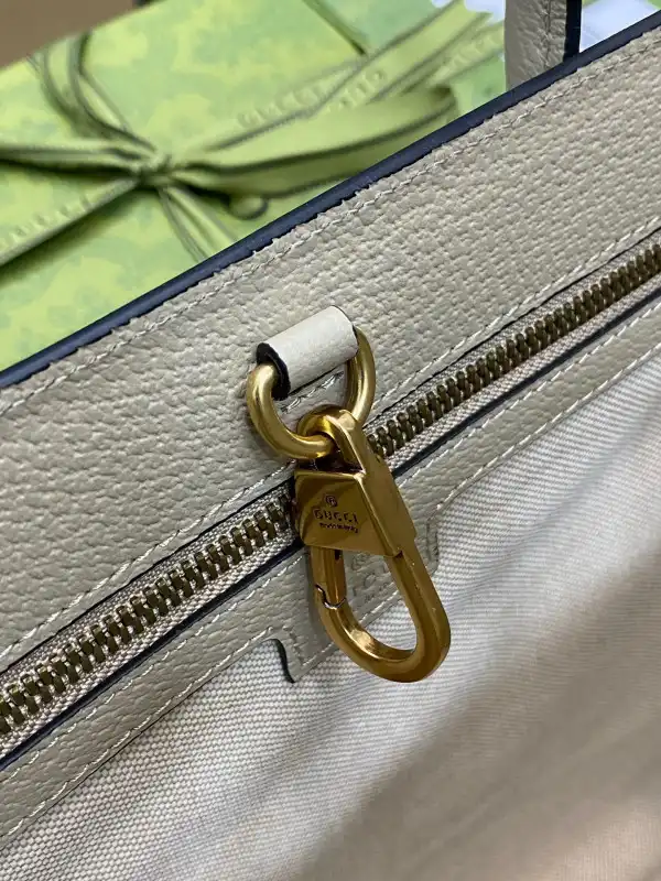 GUCCI GG small tote bag