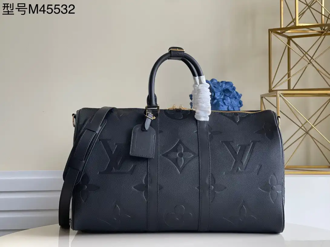 Frstbag ru LOUIS VUITTON KEEPALL BANDOULIÈRE 45