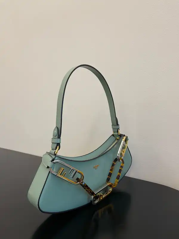 Yupoo bagsoffer FENDI O’Lock Swing