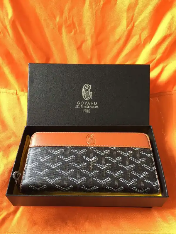 GOYARD ZIPPY WALLET