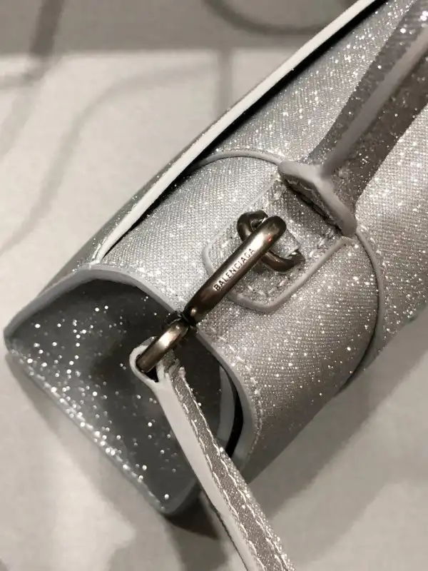 Bagsoffer BALENCIAGA HOURGLASS