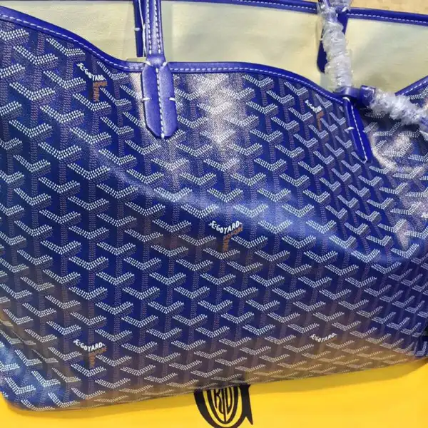 GOYARD TOTE BAG