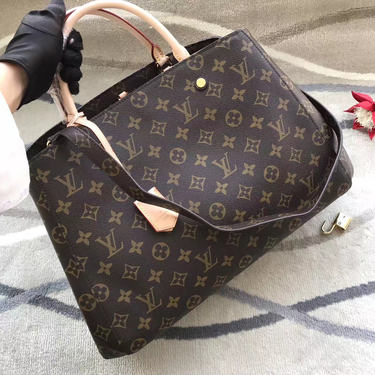 HOT SALE Louis Vuitton Montaigne Bag GM