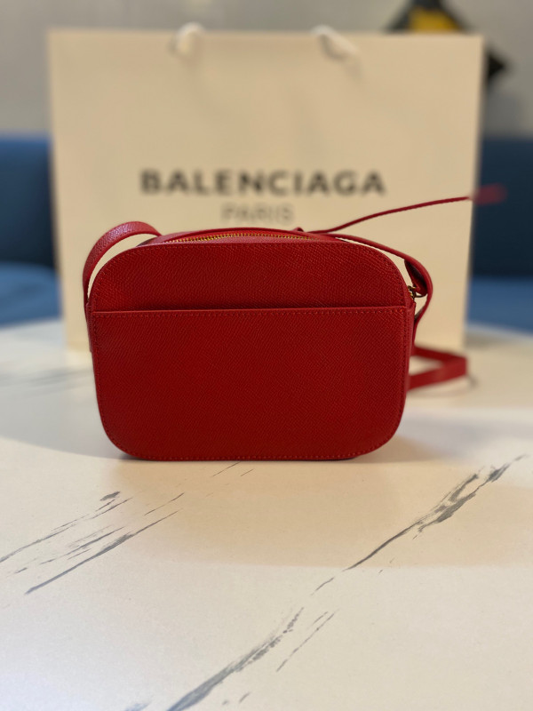 HOT SALE BALENCIAGA EVERYDAY CAMERA BAG XS