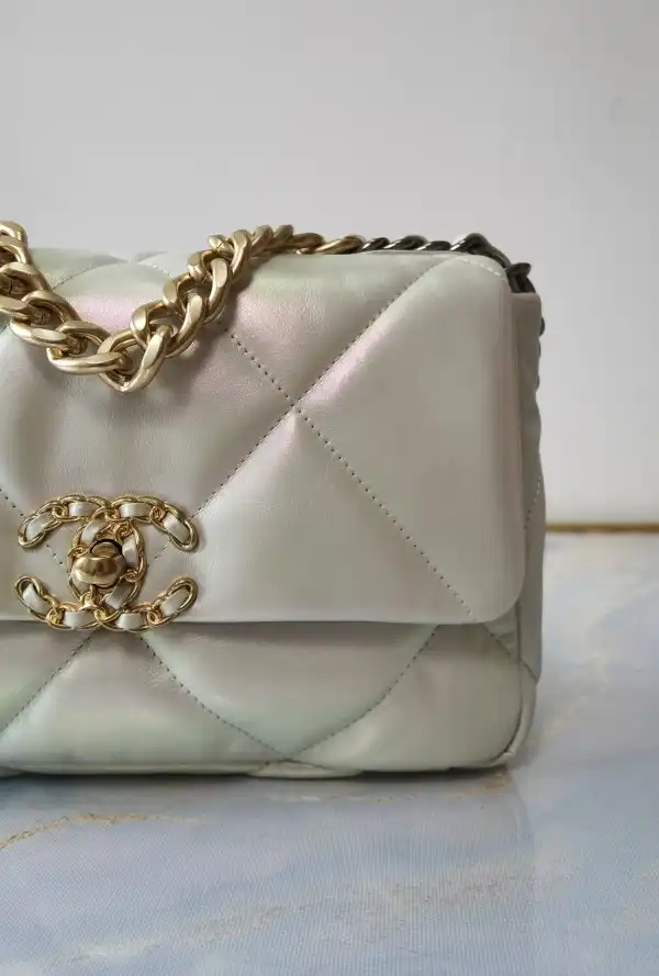 CHANEL 19 LARGE FLAP BAG