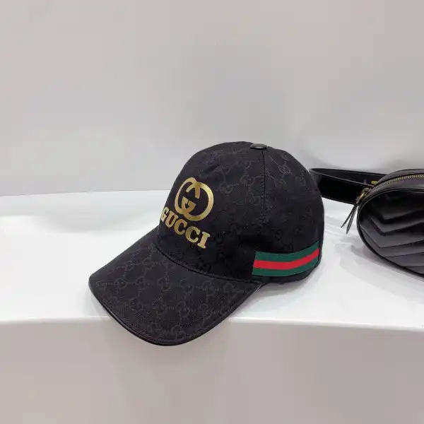 First bag ru GUCCI HAT