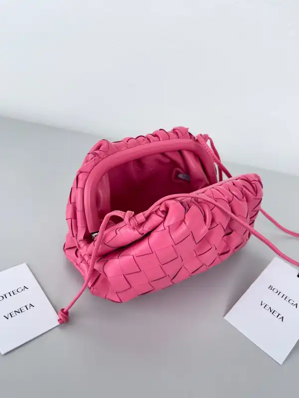 BOTTEGA VENETA MINI POUCH