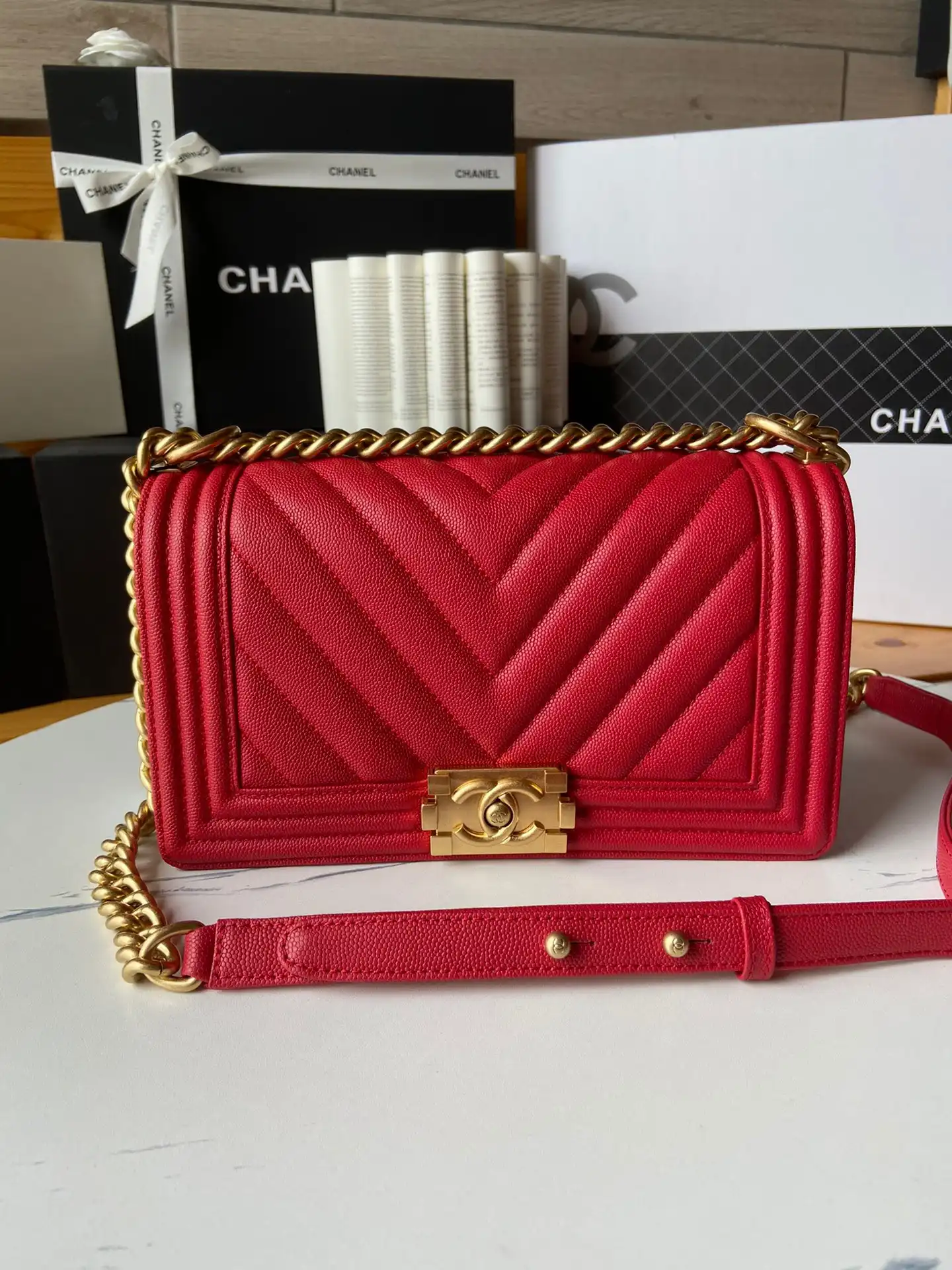 CHANEL BOY BAG 20CM 25CM