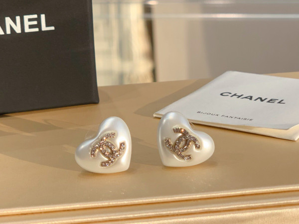 CL EARRINGS