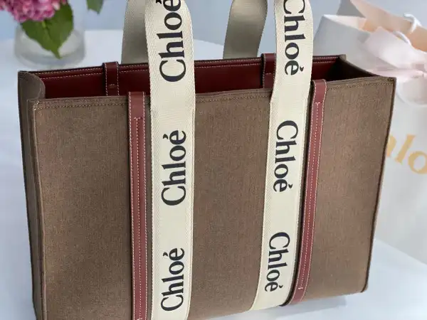 CHLOÉ large woody tote bag