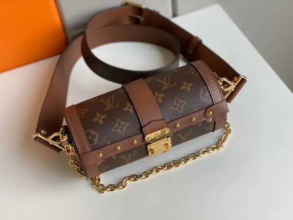 LOUIS VUITTON PAPILLON TRUNK