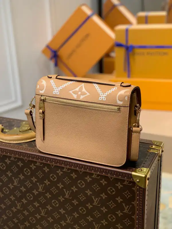 Frstbag ru LOUIS VUITTON POCHETTE MÉTIS