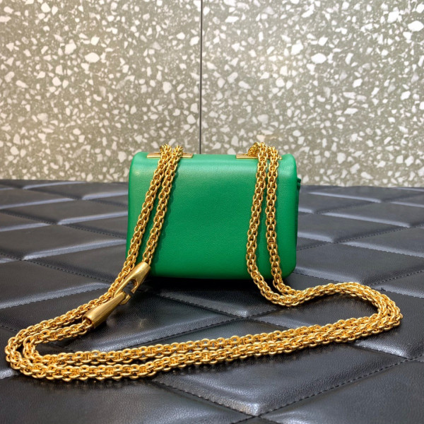 HOT SALE VALENTINO ONE STUD MICRO BAG WITH CHAIN