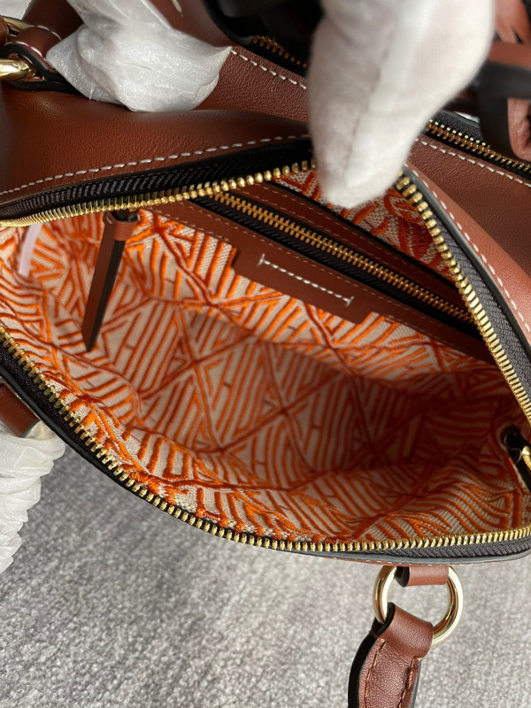 HOT SALE CHLOÉ SMALL DARIA BAG